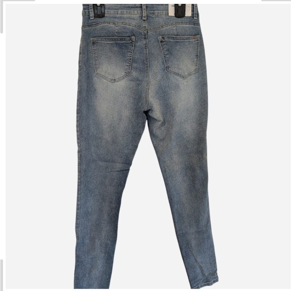 Classic Blue Ankle Jeans - Picture 2 of 8